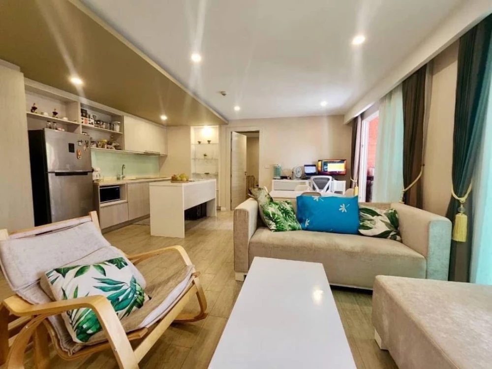 Selling Seven Seas Condo Resort Jomtien, 2 bedrooms, spacious living area, beautiful unblocked view. Book now before it's too late!