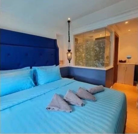 Selling a beautiful, fully furnished Seven Seas Cote d'Azur condo with stunning, unblocked views. Book now!