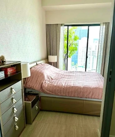 Selling Siamese Exclusive Sukhumvit 31, 20th floor. A lovely, fully furnished unit. Buy now!