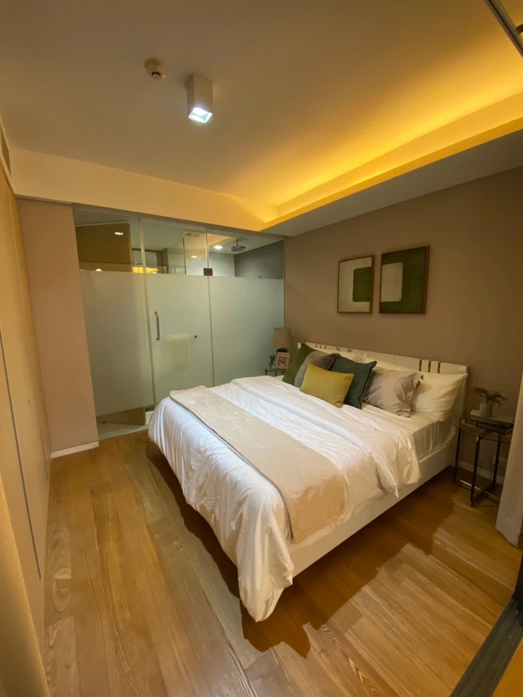 For Sale: Fully furnished, ready-to-move-in unit at Siamese Gioia Sukhumvit 31. Book now—don't miss out!