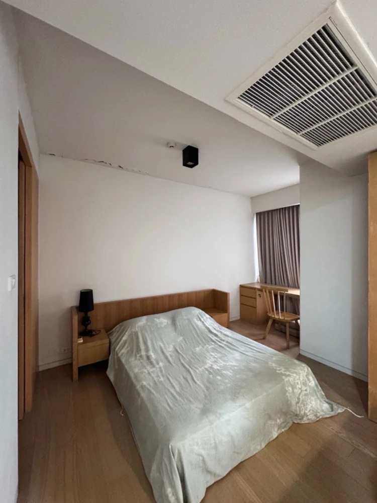 For sale: Siamese Gioia Sukhumvit 31, 1 bedroom, 1 bathroom, plenty of usable space, fully furnished. Don't miss out on this great deal!