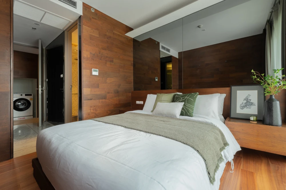 Siamese Ratchakru for sale, 8th floor, beautiful view, fully furnished. Book now! Don't miss out!