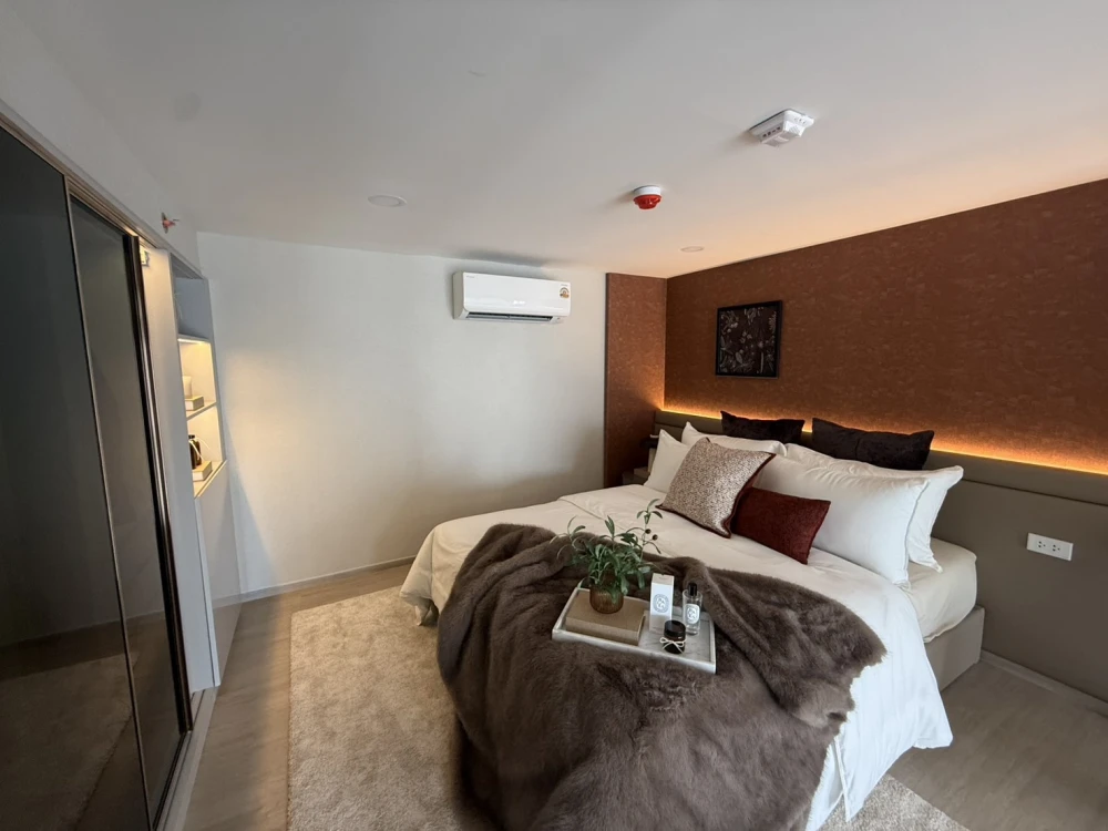 [FOR SALE] So Origin Siriraj | Experience Luxury Living in a Spacious High-Ceiling Duplex 🏢✨