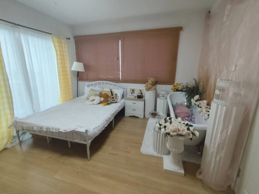 For sale/rent Supalai City Resort Phranangklao Station–Chaophraya, a lovely room, stunningly decorated, with a beautiful river view. Reserve now!
