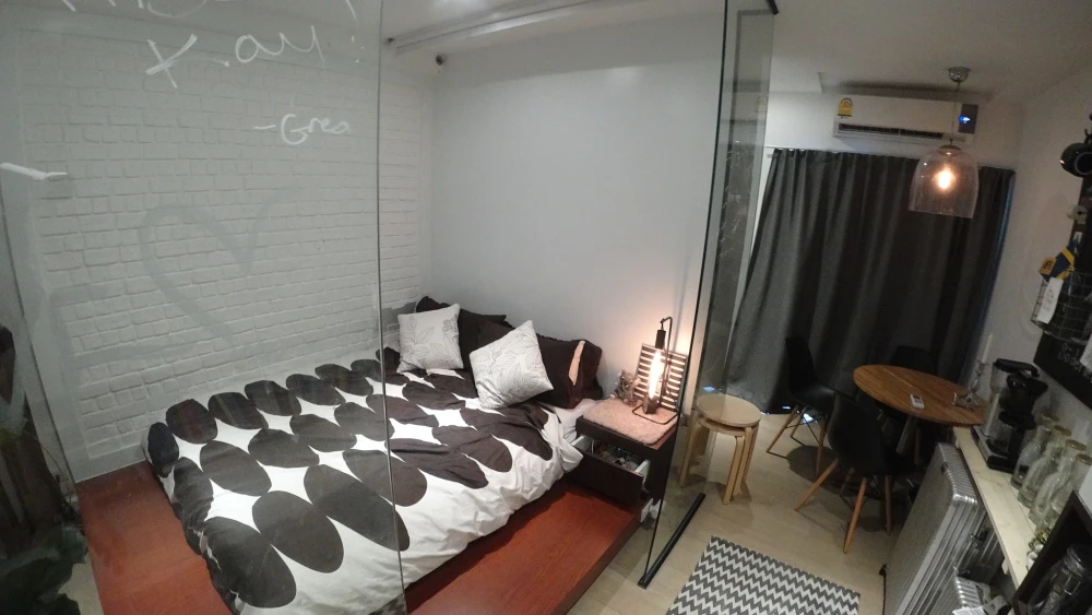 For sale Supalai Park Ekkamai-Thonglor Studio room, beautifully decorated, fully furnished, with a view of the building, book now.