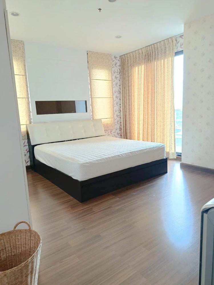 For sale Supalai Premier Ratchathewi, corner room with privacy, comes with a lot of usable space, good ventilation, don't miss it.