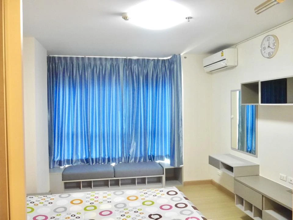 Selling Supalai Veranda Rama 9 condo. Spacious unit with ample living space, fully furnished. Move-in ready!