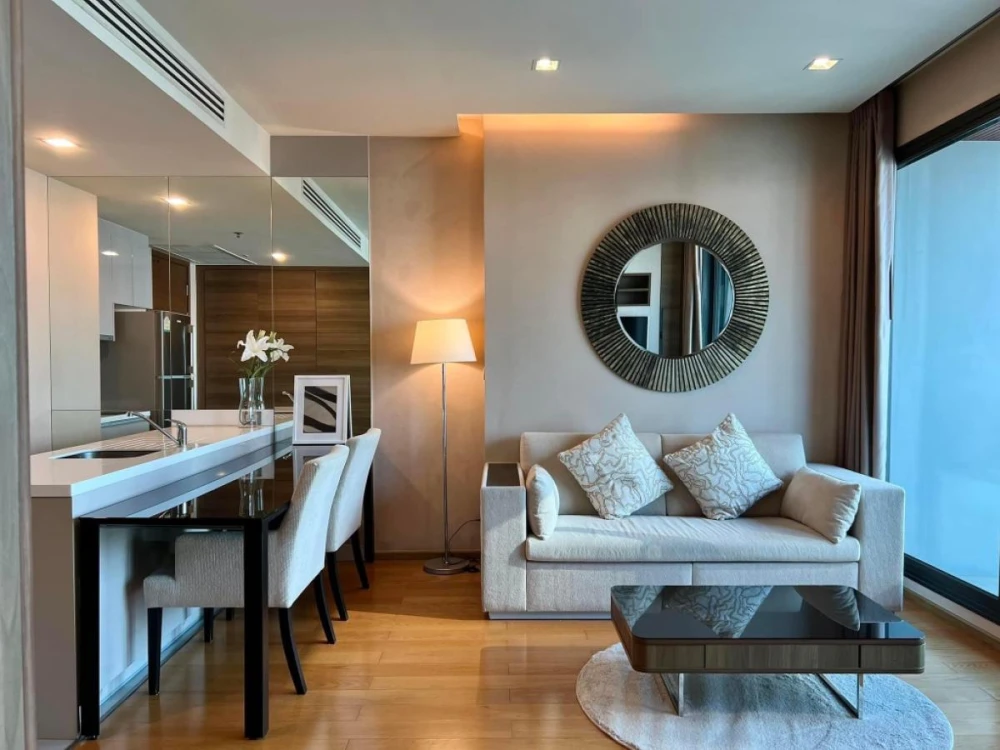 Selling The Address Sathorn, 24th floor, fully furnished, ready to move in. Interested? Book now! Don't miss out!