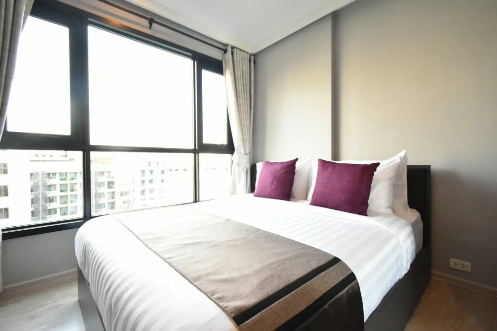 For sale: The Base Central Pattaya, fully furnished, well-decorated, and ready to move in.