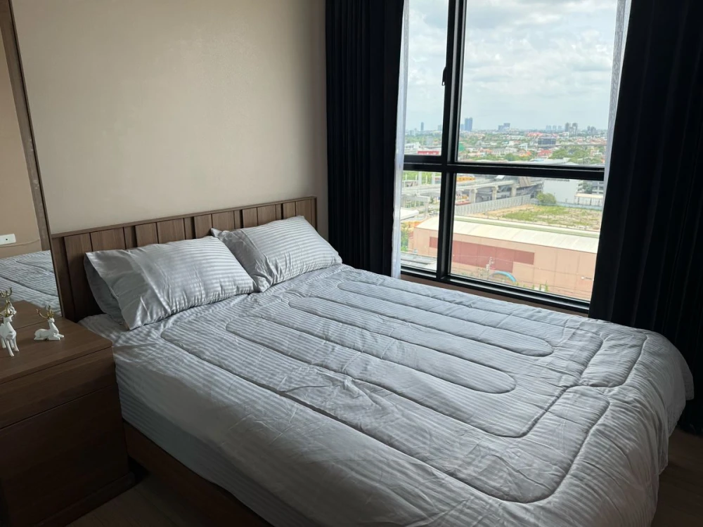 For sale: The BASE Chaengwattana, 16th floor, beautiful view, fully furnished, ready to move in, reserve now, urgently.