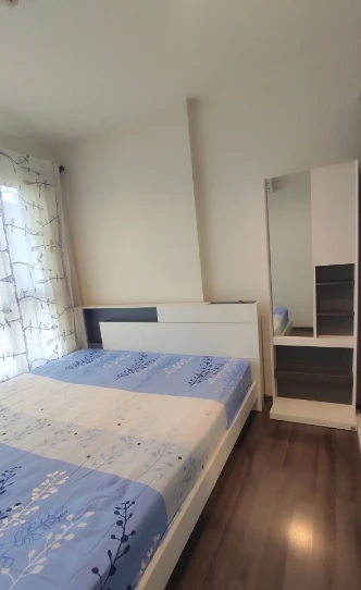 Selling a lovely, fully furnished unit at The Base Park East. Book now! Limited time offer!