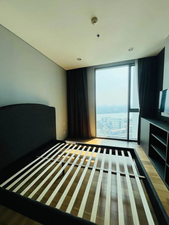 Selling The Breeze Narathiwas, a room with a great view, very beautiful view, highest floor, very spacious area, if you delay, you'll definitely miss