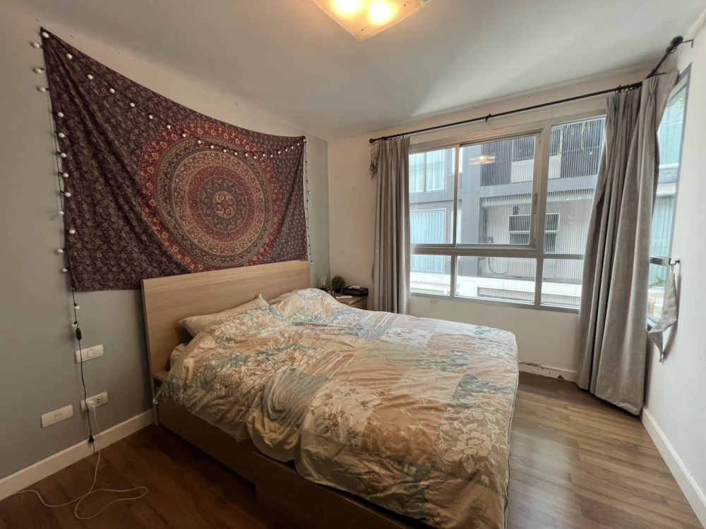 The Clover Thonglor for sale, fully furnished + appliances, ready to move in.