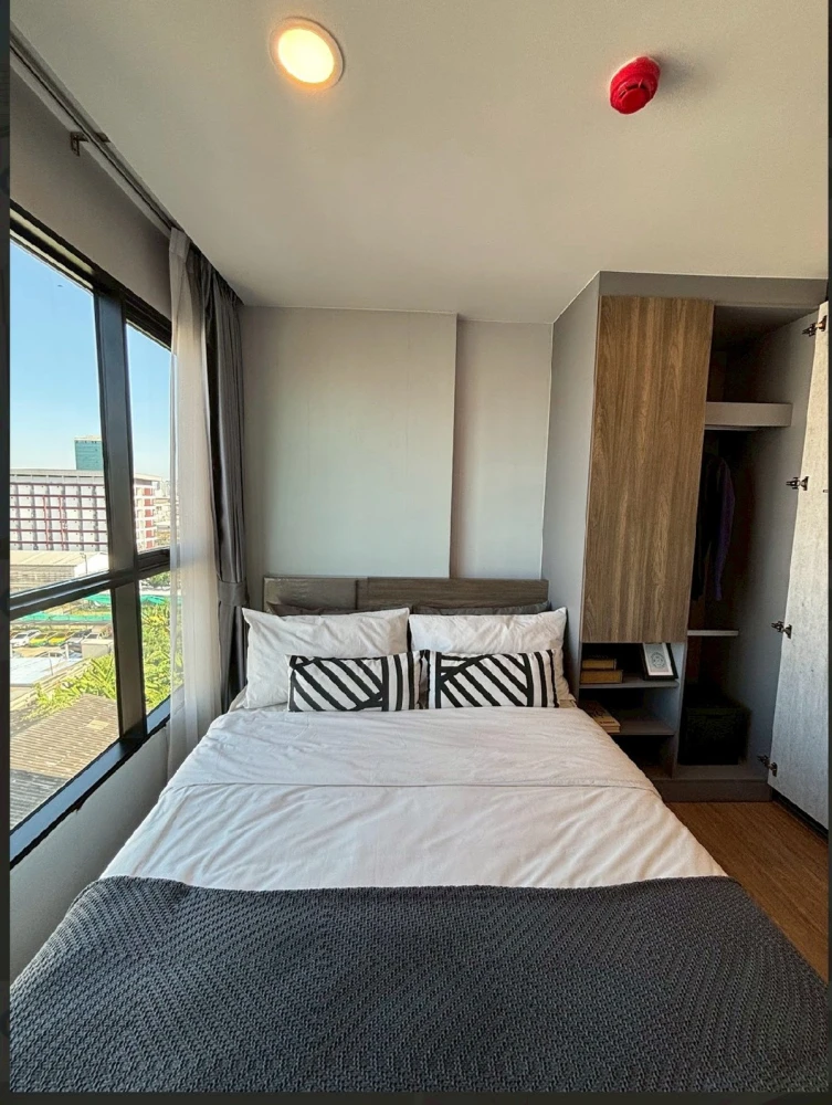Selling The Cube Loft Srinakarin-Theparak, 8th floor, fully furnished. Book now!