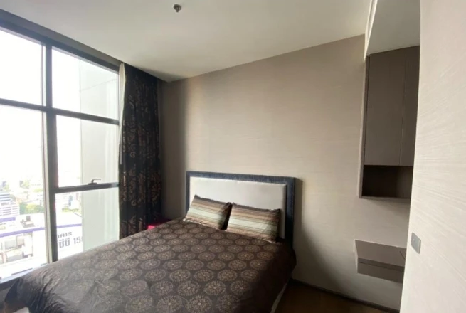 Selling a beautiful 24th-floor unit at The Diplomat Sathorn. Fully furnished and ready to move in. Book now!