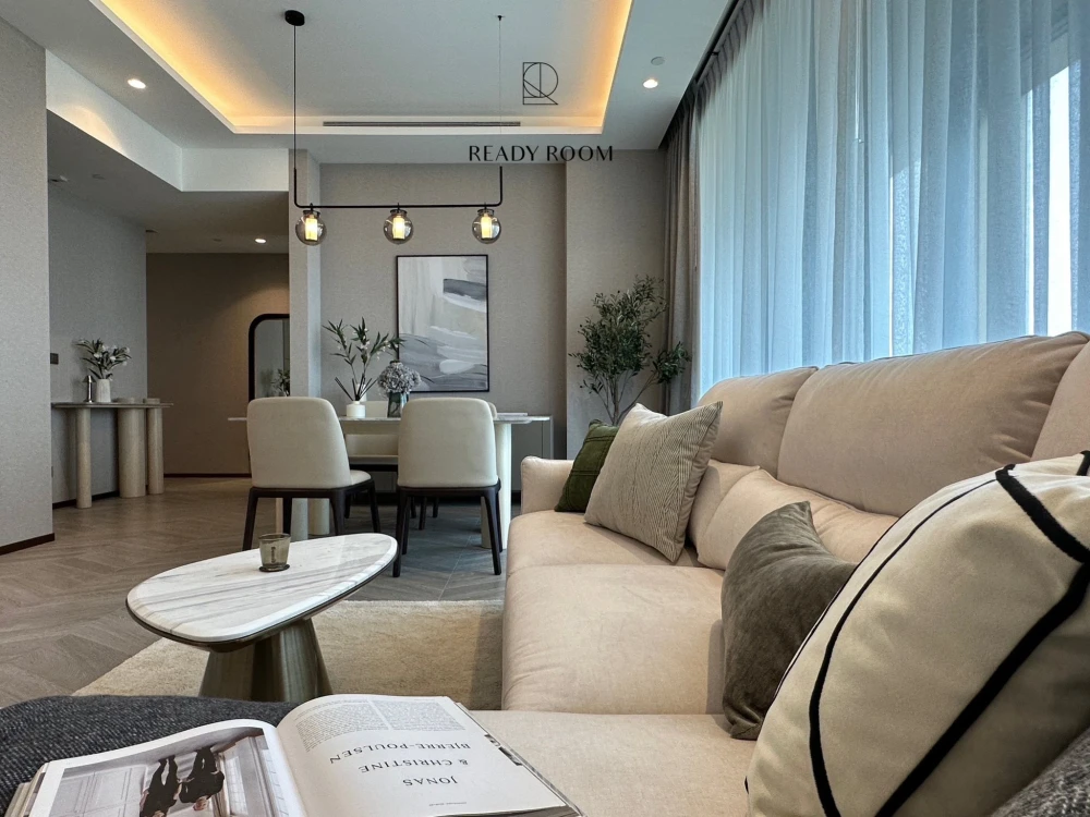 Selling a very spacious 2-bedroom, 2-bathroom unit at The Estelle Phrom Phong. Beautifully decorated. Book now!