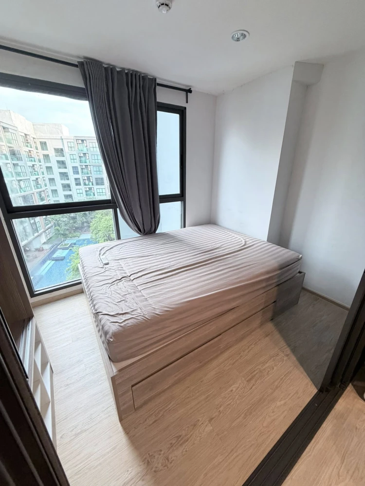 Selling 1-bedroom, 1-bathroom unit at The Excel Hideaway Sukhumvit 50. Prime location with complete amenities. Book now!