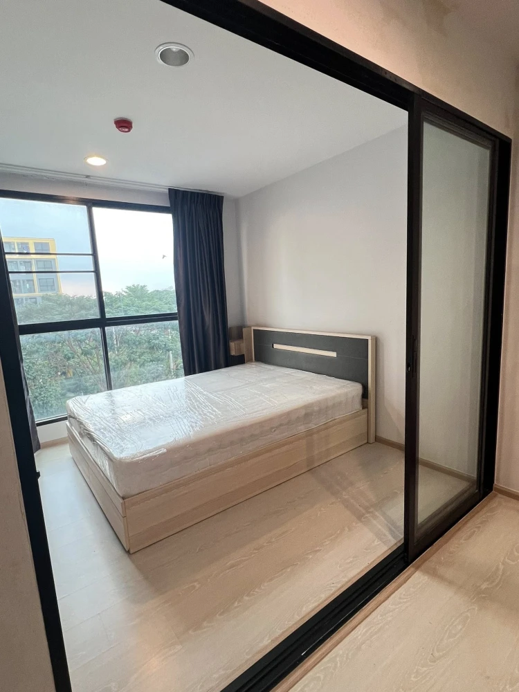 Selling The Excel Khu Khot. Garden view, north-facing bedroom. Located in the same building as the common areas and management office. This price is a