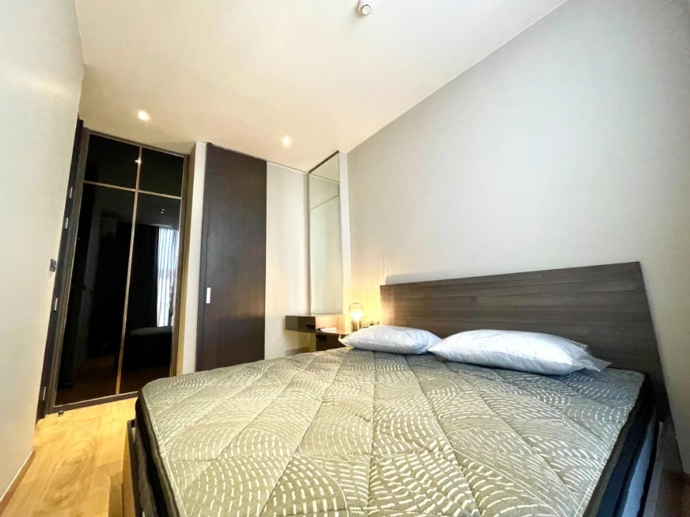 Selling The FINE Bangkok Thonglor-Ekamai, 26th floor, corner unit, fully furnished. Book now!