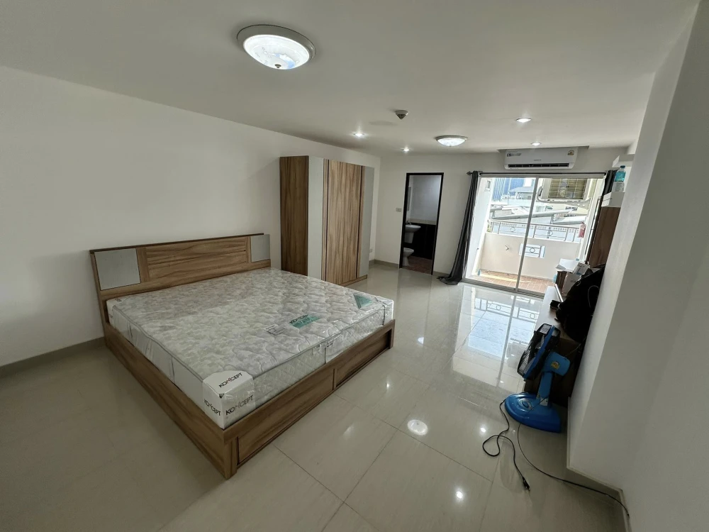 For sale: The Great Condo Petchkasem 48, 1 bedroom, 1 bathroom, 4th floor, good location, convenient transportation, reserve now!