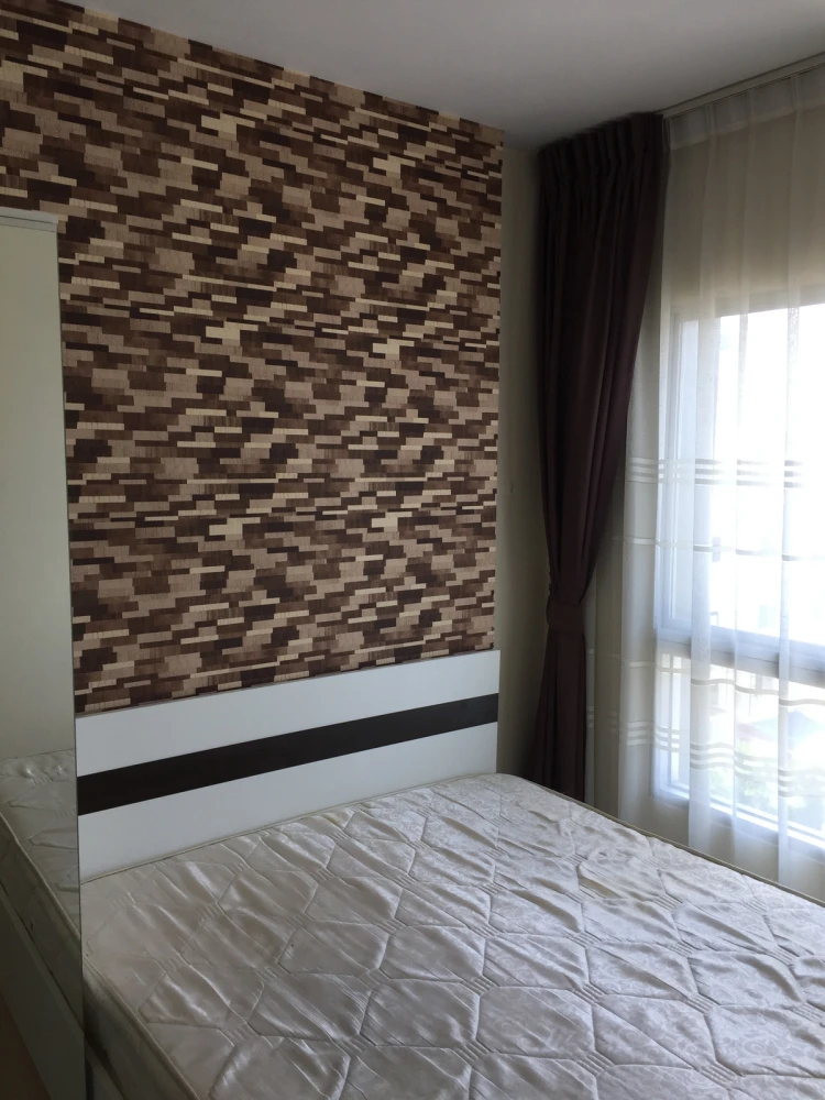 Selling The Kith Lumlukka Klong 2, 5th floor, fully furnished unit. Ready to move in! Book now, don't miss out!