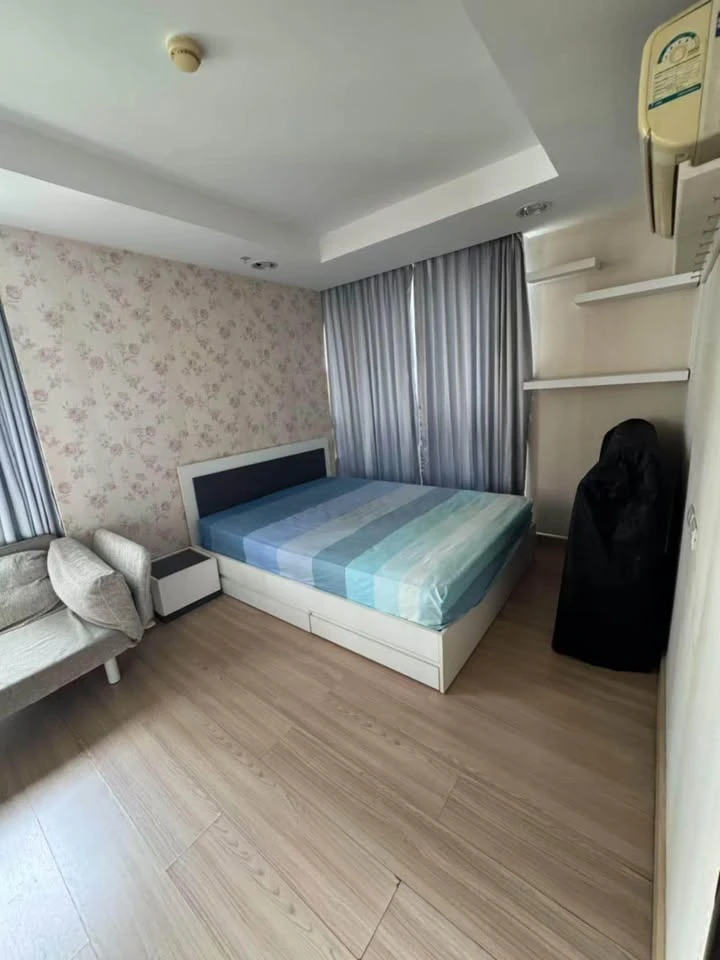 For sale: The Kris Ratchada 17, ready to move in, fully furnished, reserve now.