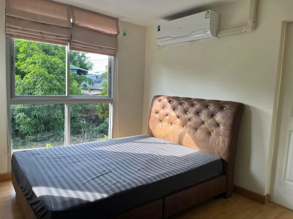 For sale/rent: The Link Advance Studio room, size 30 sq m., separate kitchen, very comfortable tree view, don't miss it.