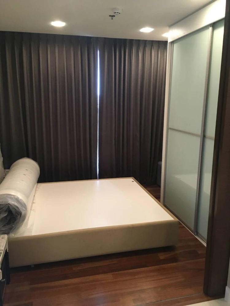For sale: The Metropolis, 1 bedroom, 1 bathroom, fully furnished and equipped. Don't miss out on this great deal!