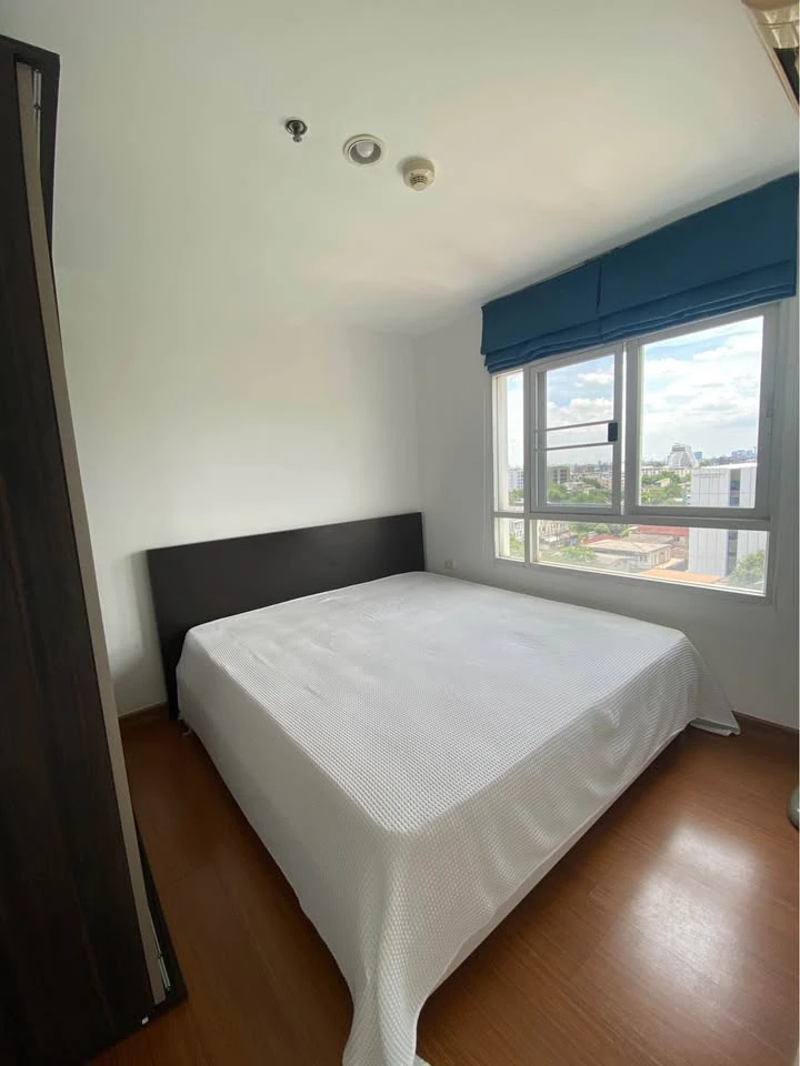 For sale: The Next Ladprao 44, a corner unit with a quiet location, plenty of usable space, fully furnished and equipped with appliances. Reserve now!