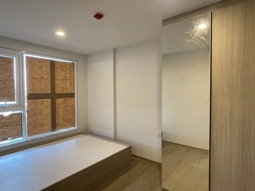 For sale: The Origin Phahonyothin 57, 5th floor, wide view, room location next to fire escape, Building B (Pet Friendly), reserve now.