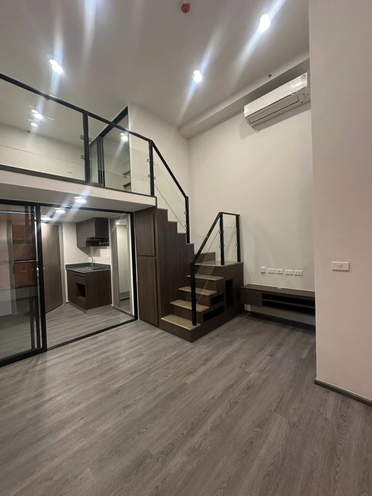 Selling a unit at The Origin Ladprao-Bangkapi. It's on a very high floor with amazing views, facing north for comfort and coolness. A highly recommend