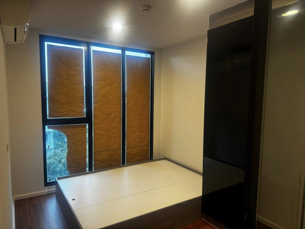 Selling the origin Ratchada - ladprao has a built-in wardrobe and kitchen, comfortable and not cramped. If you're slow, you'll miss out.