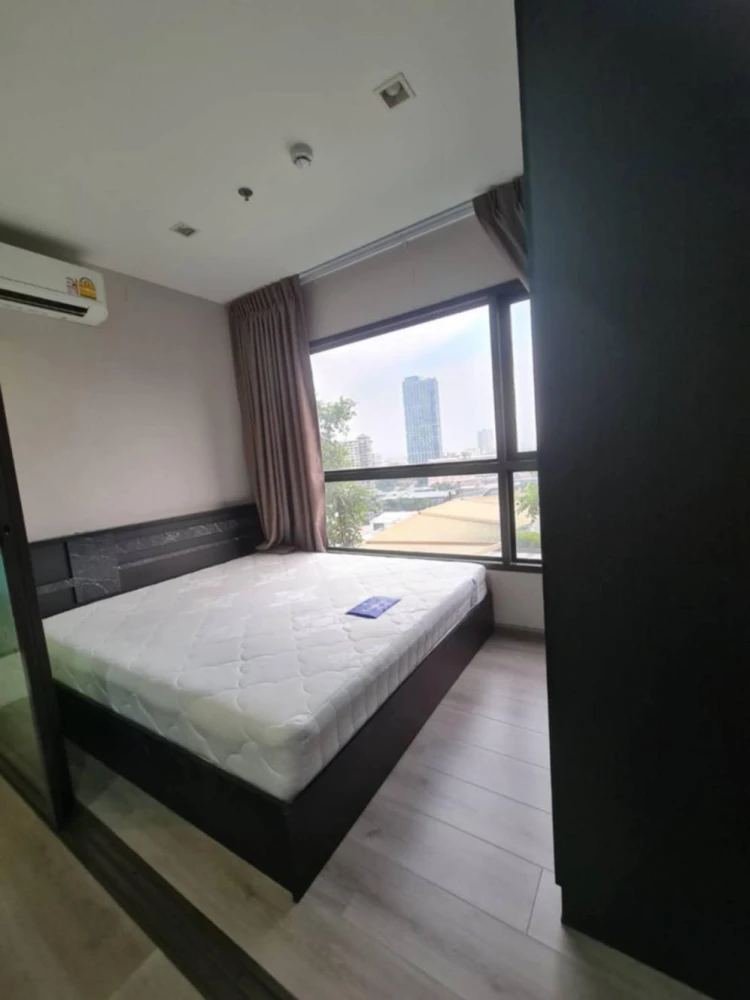 For sale: The Politan Aqua, 10th floor, just the right height, with city view, fully furnished, just bring your own luggage and move in.
