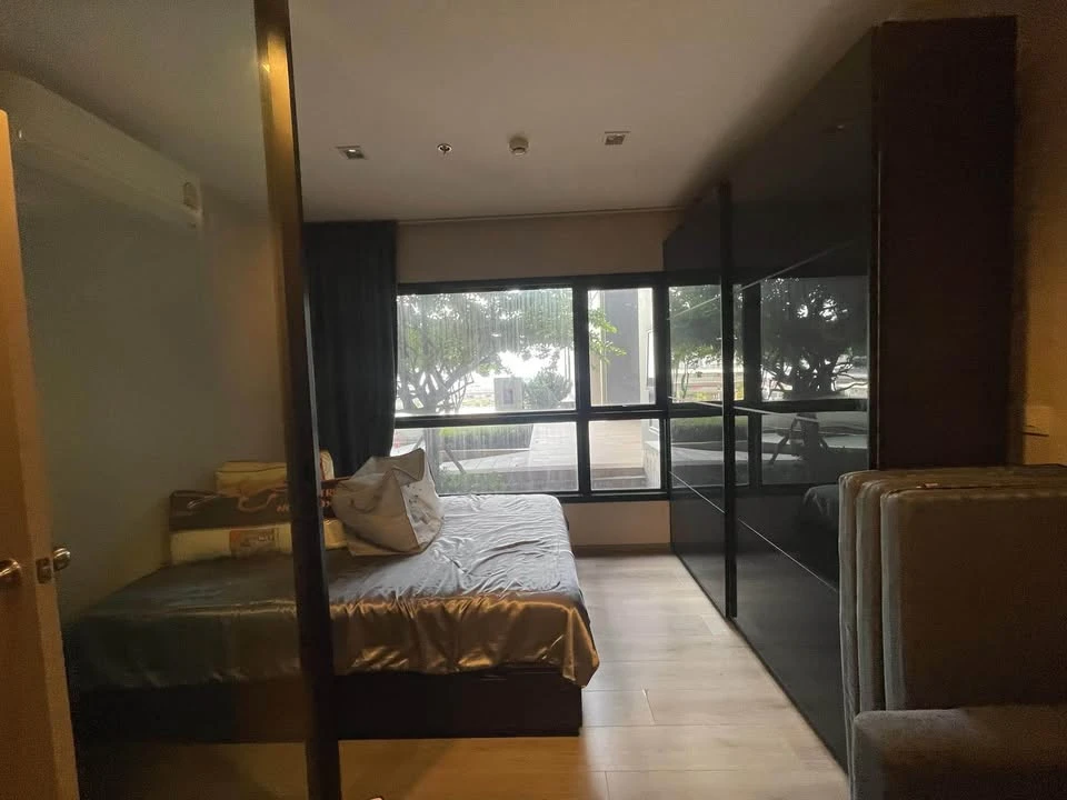Selling The Politan Rive, corner unit, less crowded, full amenities. Don't just look, reserve it!