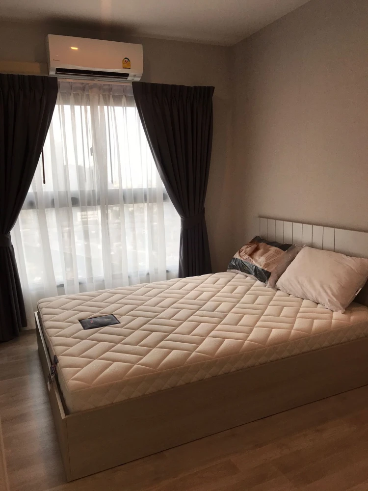 Selling a 23rd-floor unit at The Privacy Rama 9. Great location, convenient transportation. What are you waiting for?