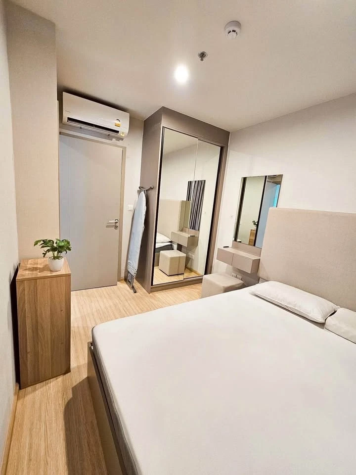 Selling The Privacy Thaphra Interchange, 1 bedroom, 1 bathroom, fully furnished, complete amenities. Book now!