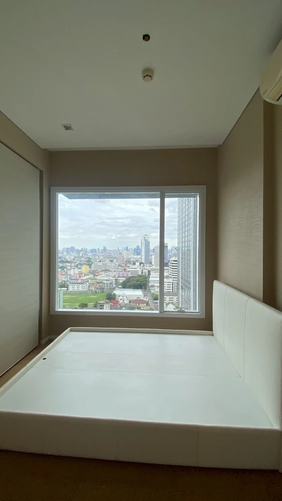 Selling The Saint Residences, high floor unit, fully furnished, spacious and comfortable. Book now!