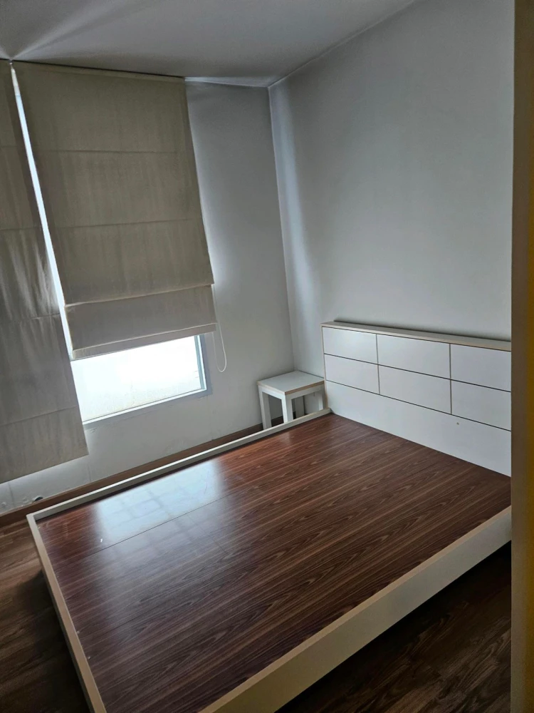 For sale: The Seed Chaengwatthana, a lovely room with complete furniture and appliances. Reserve now!