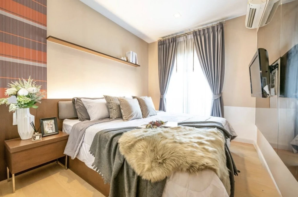 For sale: The Seed Terre Ratchayothin. Beautifully decorated, elegant and expensive-looking. Plenty of usable space. Fully furnished. Reserve now!