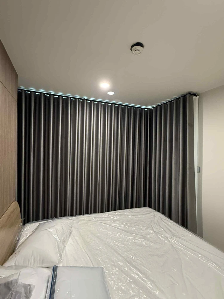 Selling The Series Udomsuk 29, 1 bedroom unit with spacious living area, great location, and complete amenities. Don't miss out!
