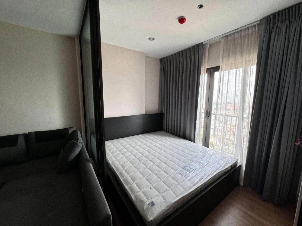 Selling 1-bedroom, 1-bathroom unit at The Tree RIO Bang-Aor Station. Prime location with Chao Phraya River view and convenient transportation.Book now