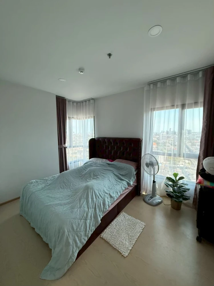 Selling spacious and comfortable rooms at The Tree Sukhumvit 71-Ekamai. Enjoy unobstructed and airy views. Fully furnished with complete amenities. Bo