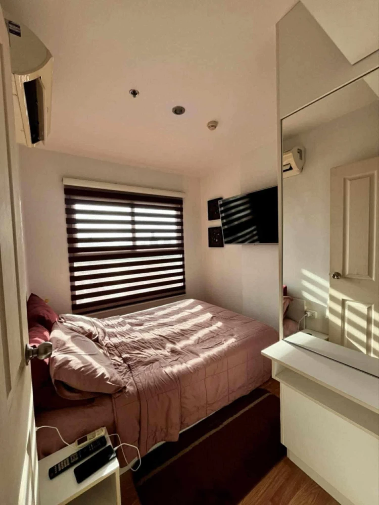 Selling The Trust Condo South Pattaya, 12th floor, corner unit, 30 sq m. Book now, don't hesitate!