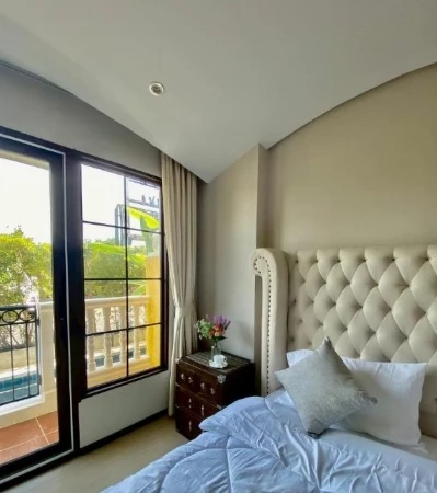 For sale: The Venetian Signature Condo Resort Pattaya, beautiful room, fully furnished, if interested, hurry and reserve now!