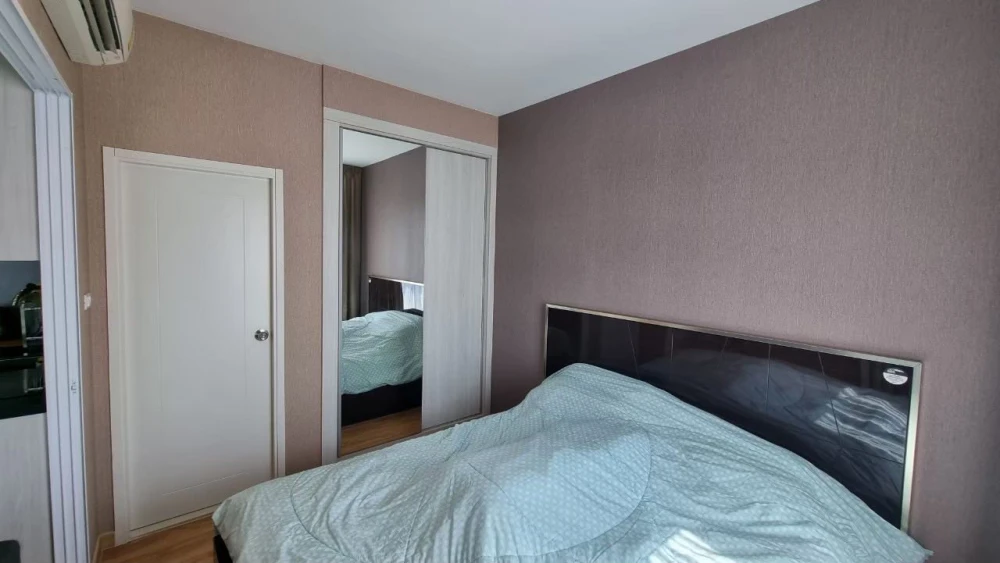Selling spacious rooms at The Zea Sriracha. Excellent amenities and stunning sea views. Book now!