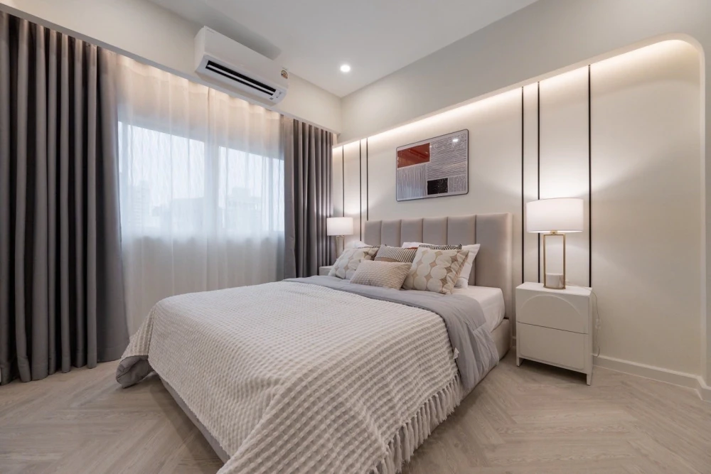 Thonglor Tower for sale, a lovely room, beautifully decorated in a cool color scheme, comes with plenty of usable space, fully furnished, reserve now!