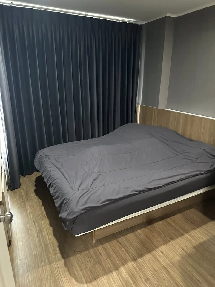 For sale: U Delight @ Bangson Station, 22nd floor, fully furnished room, ready to move in, good price, interested, hurry and reserve now.