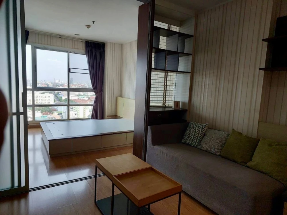 Selling U Delight @ Huaykwang Station, 18th floor. High floor, beautiful view, fully furnished. Book now!
