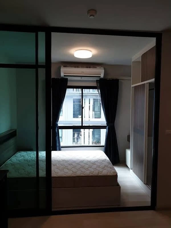 Selling UNIO Ramkhamhaeng - Serithai 1-bedroom, 1-bathroom unit in a prime location with complete amenities. Book now!