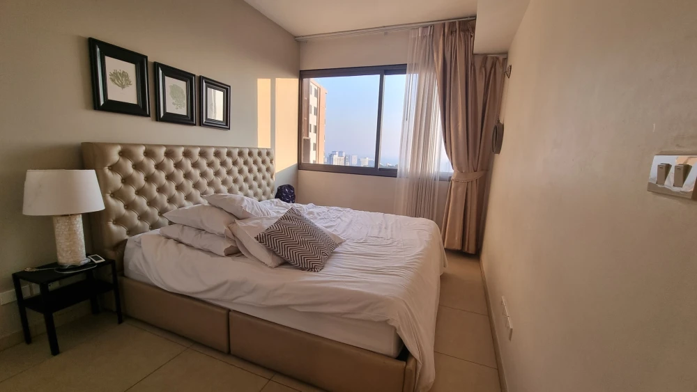 For sale Unixx South Pattaya, spacious room, lots of usable space, sea view and a view from a high floor, hurry and book now.